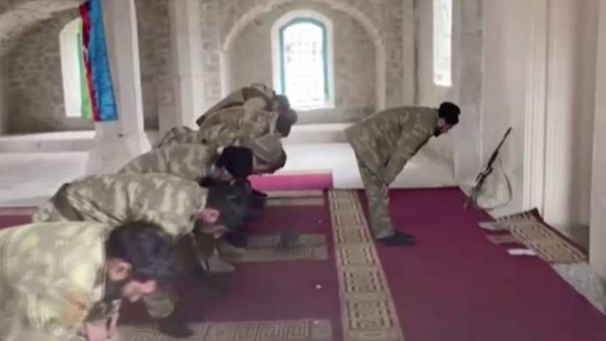 Shalat Jum'at Pertama Dalam 28 Tahun Diadakan di Kota Shusha Azerbaijan Yang Pernah Diduduki Armenia